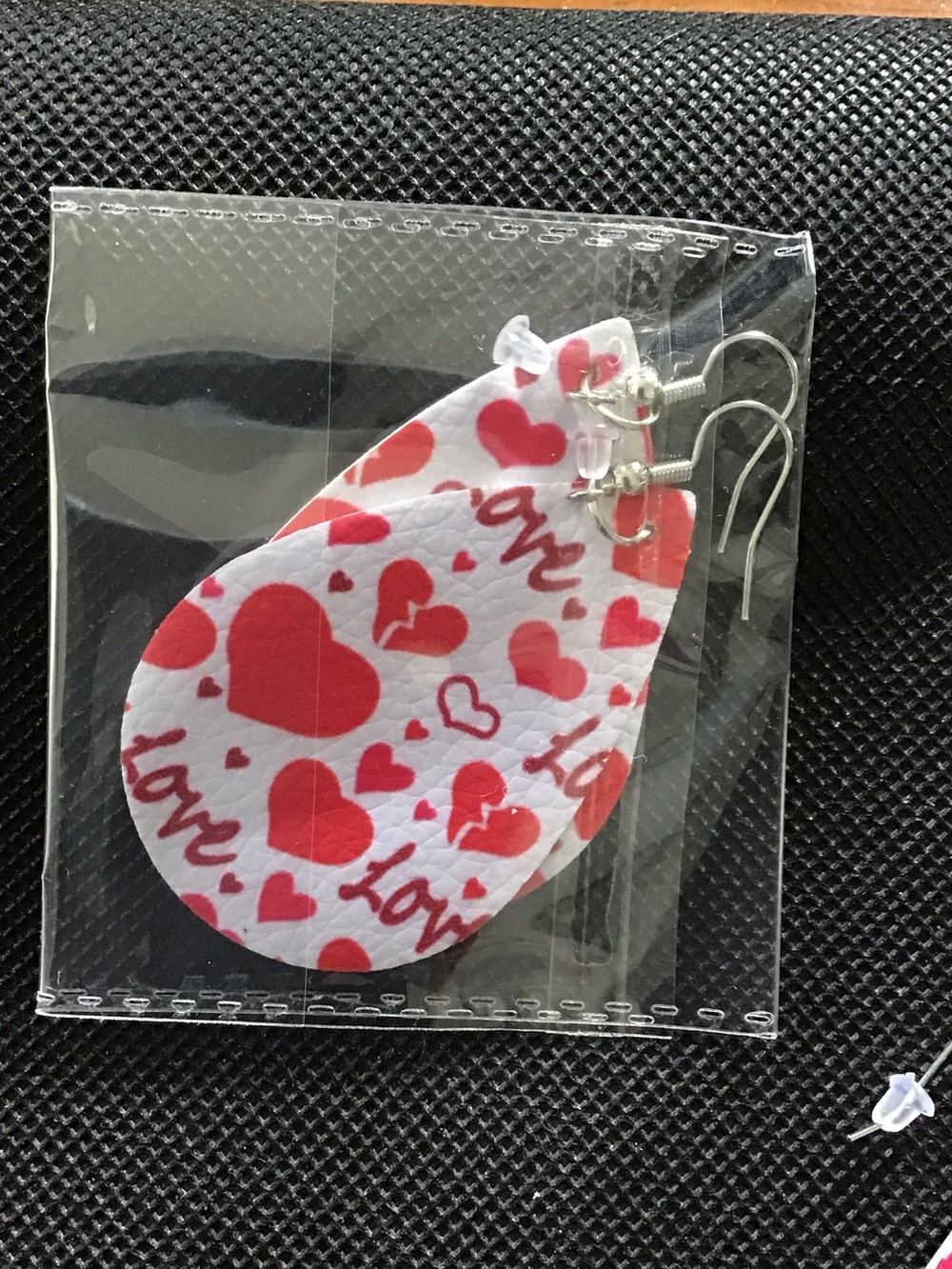 3/$11 NWOT! White Teardrop Earrings with Red Heart Print - Love Motif